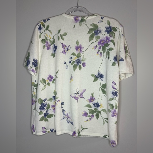 Alfred Dunner Floral Butterfly Knit Top White Purple Green Short Sleeve Size L - Picture 5 of 6